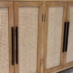 تفاصيل إطار وقماش خيزران لبوفيه مودرن (Detail View of Cane & Wood Cabinet)