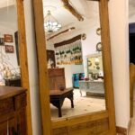 مرآة طولية ريفية بتطعيمات خشبية محفورة (Tall Rustic Engraved Wooden Floor Mirror)