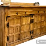 بوفيه / كونسول خشب صلب ريفي بتفاصيل حديد مشغول (Rustic Buffet / Credenza)