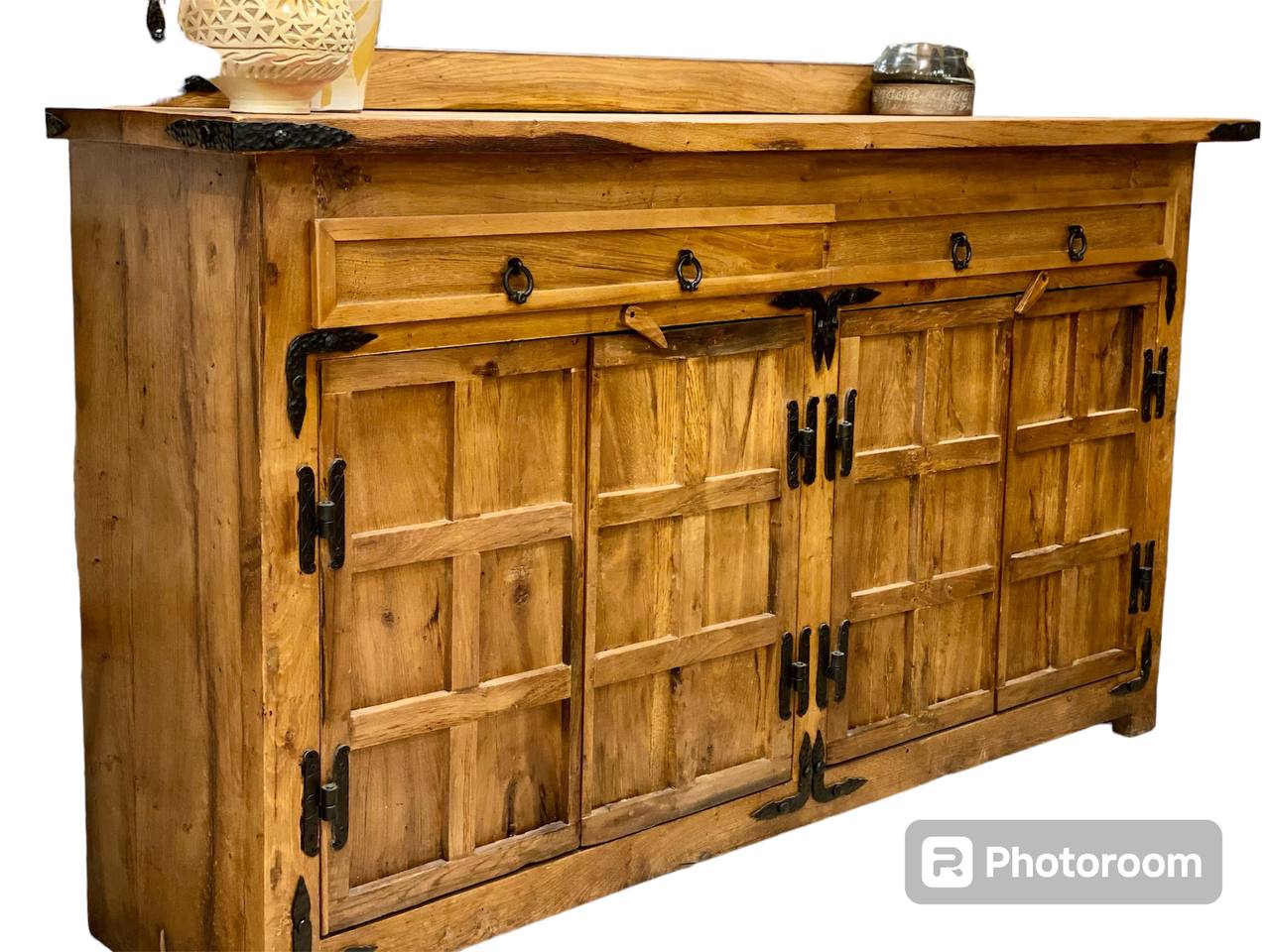 c7a3a18a-bf19-434f-badd-a9a4cfbf3bb8 بوفيه / كونسول خشب صلب ريفي بتفاصيل حديد مشغول (Rustic Buffet / Credenza) - الصورة 1